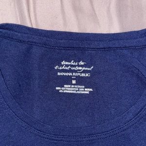 Medium Banana Republic Tee